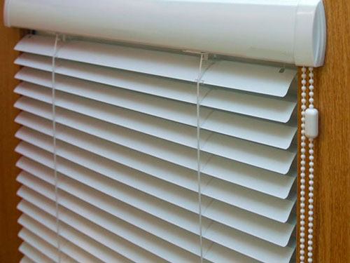 горизонтальні жалюзі